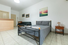 Central Cozy Apartment 3